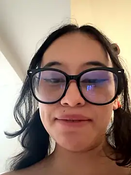 l0lita_sweet from StripChat is Freechat