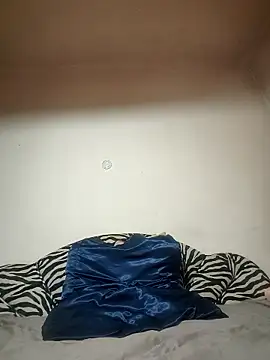 loretta31 - Loretta31's free webcam - UK Sex Cams