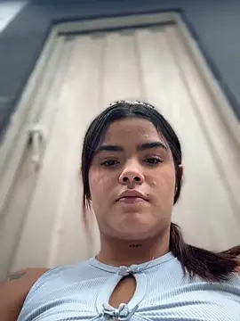 kaily_sweet16 (F teen) - Silence, game in the mall, tits on air