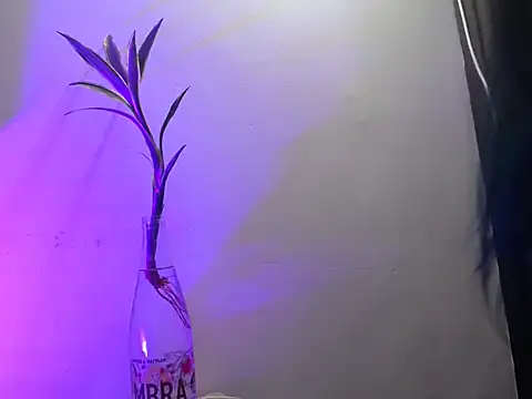 aria_jhonsson - Aria_jhonsson's free webcam - UK Sex Cams