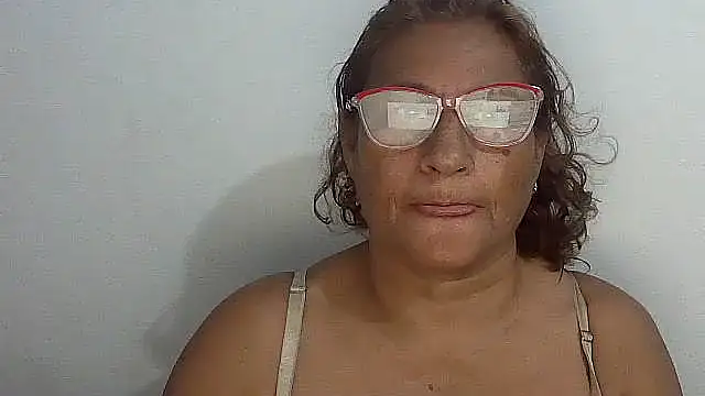 charrysexy1 (F mature) - chorro caliemte  caliente ai ardiente mm