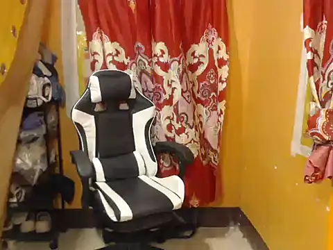 ur_lovelyjessy Live Webcam on Stripchat