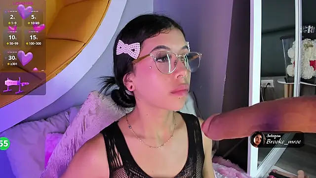 Brooke_monroe webcam stripchat model stream image