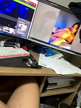 omar472 - Omar472's free webcam - UK Sex Cams