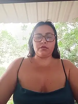 Dirty-Momm-Divorced-Hot