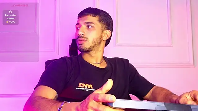 ArturoCardona_ Live Webcam on Stripchat