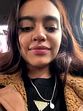 Webcam Model (KityOlivia)  is live.Free join now!