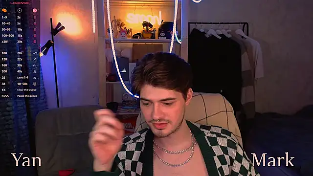 itsyanbb (Ask my age) - Naked