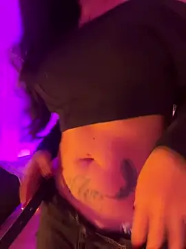 emmyevans1 - EmmyEvans1's free webcam - UK Sex Cams