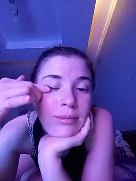 Webcam Model (BarniLili)  is live.Free join now!