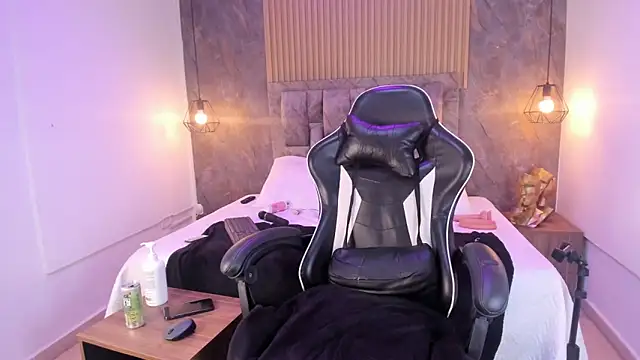 natasha_steele live cam screenshot female from Colombia on PornAJ – Adult Videos, Live Cams & Chat