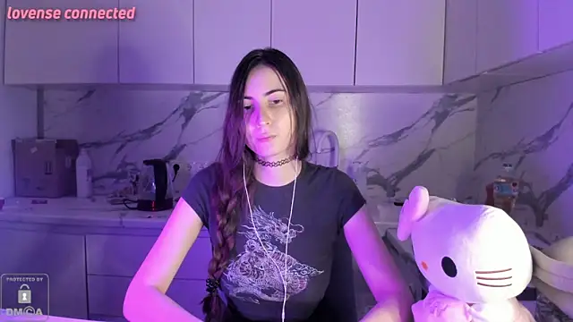 ayesha_thebestt (F teen) - tip on lush<3