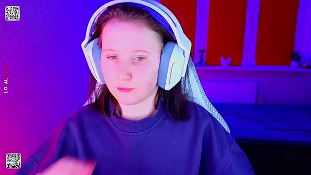 mon_lola (F young) - 💦I am becoming damp💦