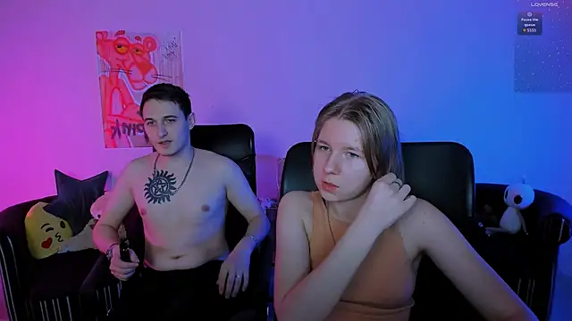 gloria_bubble (Ask my age) - flash boobs