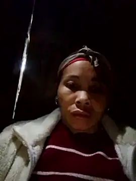 ana_hoa (F milf) - I am a poor girl. Please help me.