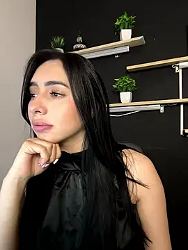 isabella_jade (F young) - oil on my body😈🔥👸🏻