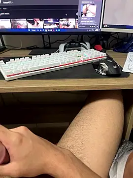 omar472 (M twink) - shower