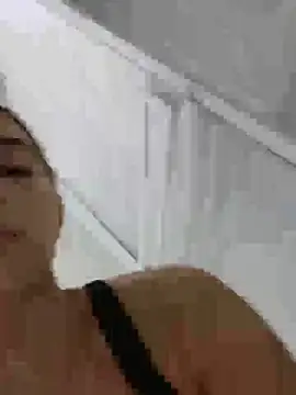 Webcam Model (AkiraY10)  is live.Free join now!