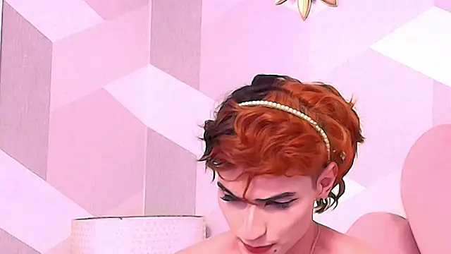 kyliemonnett (M young) - Ur so sexy, be horny.💜