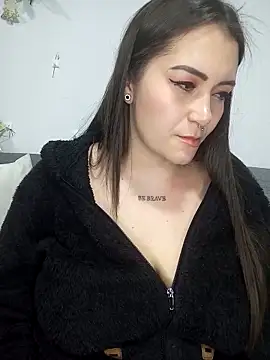 luna_kitty (F young) - suck milk