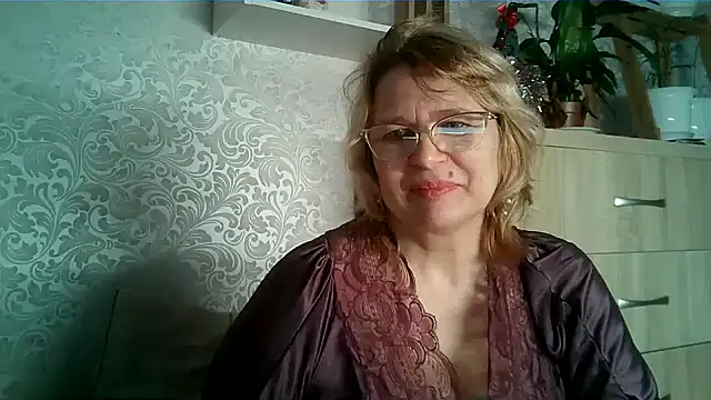 aline_loveflowers (Ask my age) - I WILL BE COMPLETELY NUDE FOR 2 MINUTES