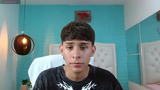 draxblade09 (M twink) - Get Naked