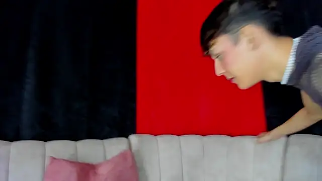 pleasure_boys_hot (G twink) - french kiss