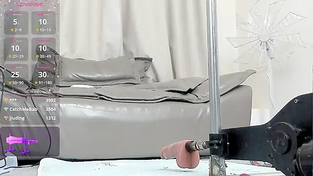 美女fox-yiyi在线直播