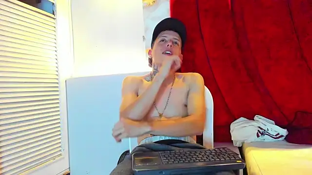 esteban_2102 (M young) - cock hard