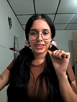 annya-sweet (F young) - I'm sending you my video of semen on my