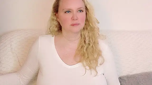 sarah4you - Sarah4you's free webcam - UK Sex Cams