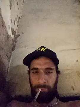 hairy_mannn - Hairy_mannn's free webcam - UK Sex Cams