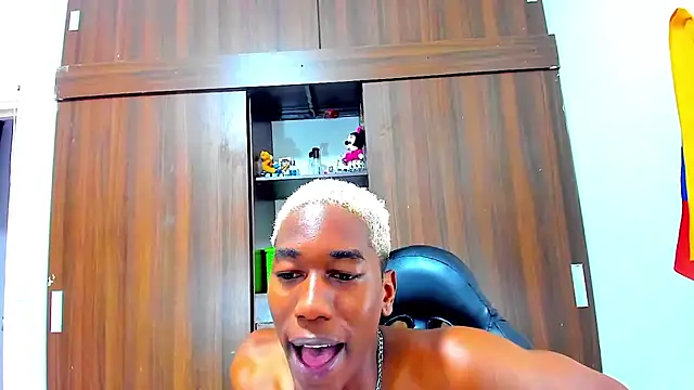 dreamastercum_ (Ask my age) - cock hard and cum