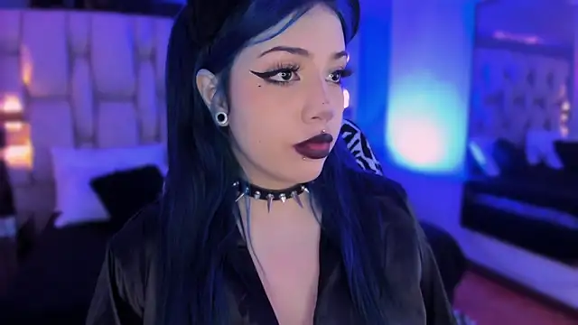 revenmiller_ (F young) - rub pussy