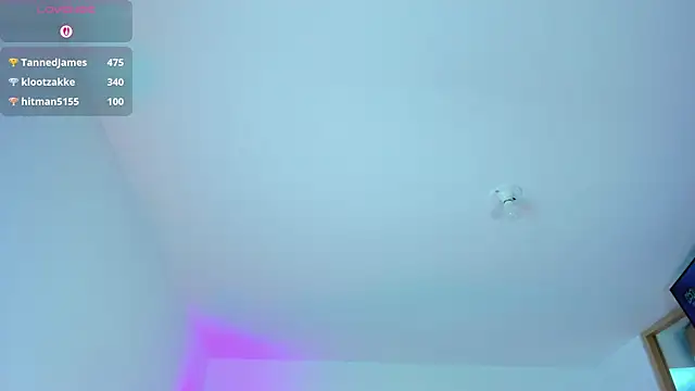 janettcruz (F young) - DANCE + STRIP