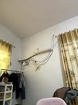 美女buusoom在线直播