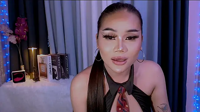 Coka_bella Live Webcam on Stripchat