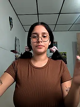 annya-sweet - Annya-sweet's free webcam - UK Sex Cams