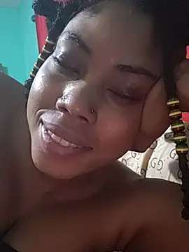 honeysweets_live - HONEYSWEETS_LIVE's free webcam - UK Sex Cams