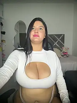 valleryparker (F young) - show tits