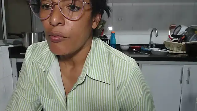 kateleyagrey (F mature) - 2026 a year full of surprises and fun