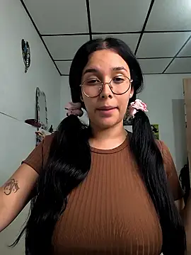 annya-sweet (F young) - I'm sending you my video of semen on my