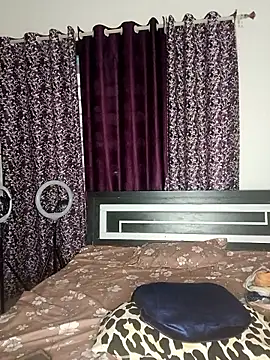 Webcam Model (shilpa-singh)  is live.Free join now!