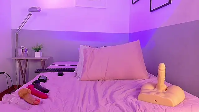 cutepetitee (F young) - anal show here