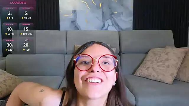 imrockstar live cam screenshot female from Colombia on TokenKeno — Tip, Play & Watch Live Cams