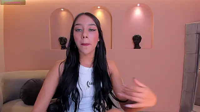 amaliacrus - AmaliaCrus's free webcam - UK Sex Cams