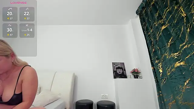 innocent_eva1 - Innocent_eva1's free webcam