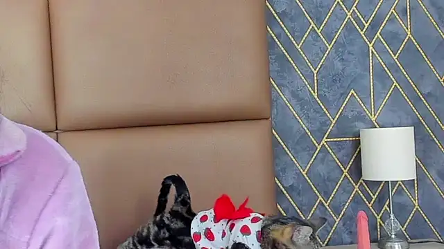 princess_deimos__ - Princess_deimos__'s free webcam - UK Sex Cams