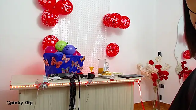 pinky_f00x webcam
