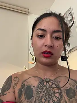 rae_lil_white (G young) - POV: CAMELTOE CLOSE MY WET PUSSY